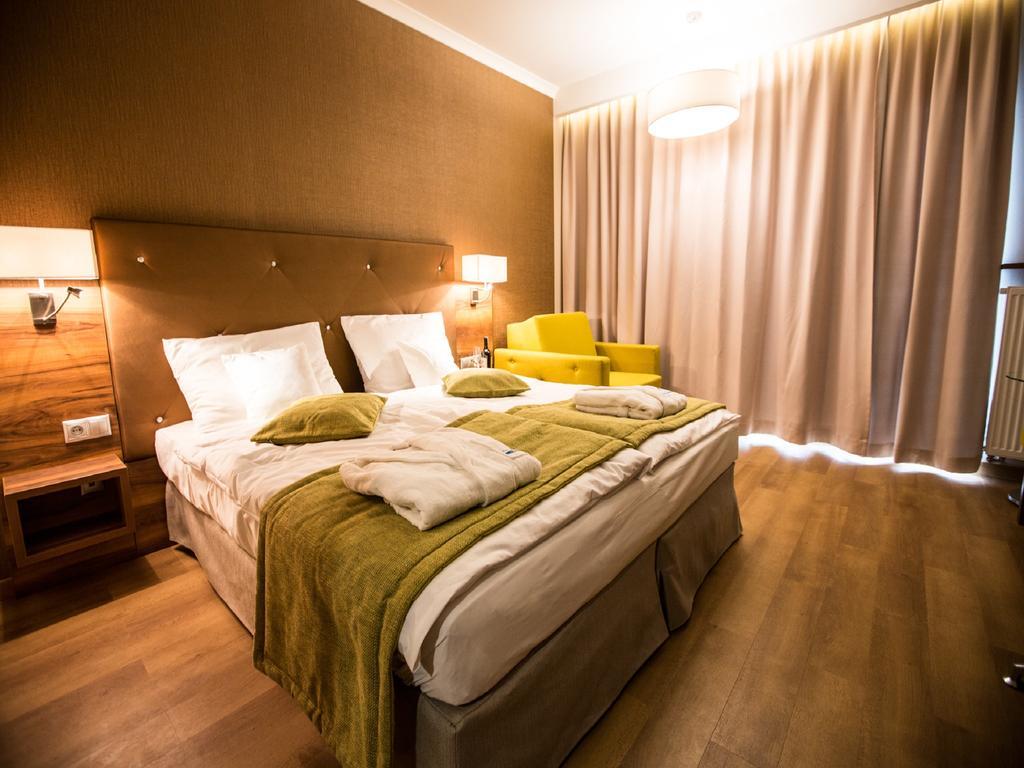 Mineral Hotel Malinowy Raj ソレツ＝ズドルイ エクステリア 写真